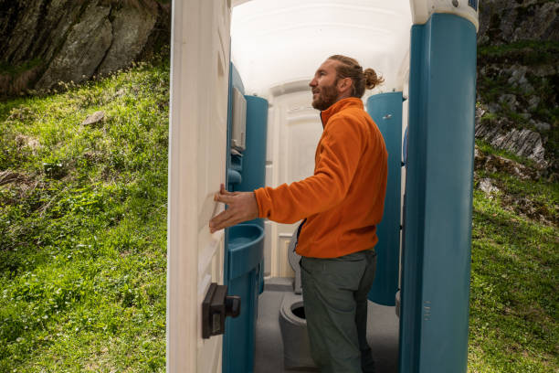 Best Portable restroom trailer rental  in Ironwood, MI